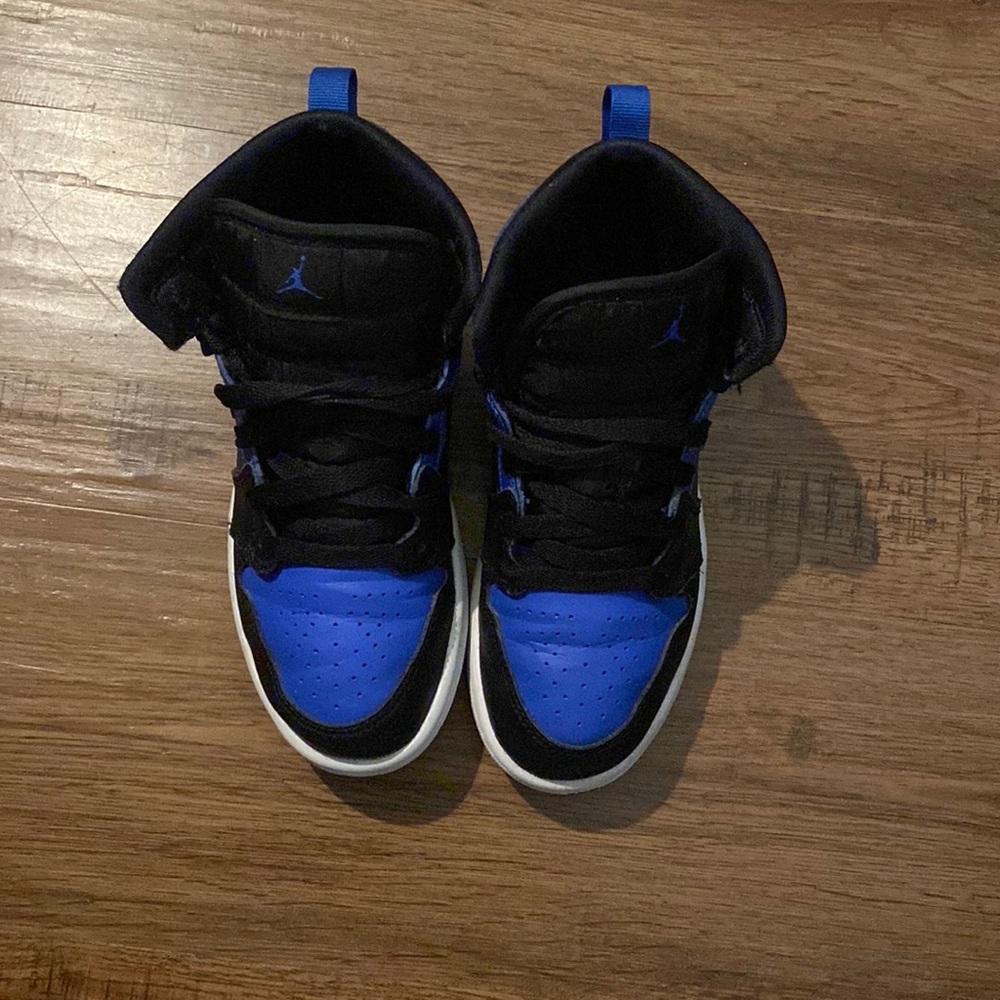 🏀JORDAN 1 MID BLACK & ROYAL BLUE 🏀